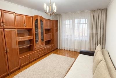 Apartament cu 2 camere decomandat, mobilat în Sângeorgiu de Mureș