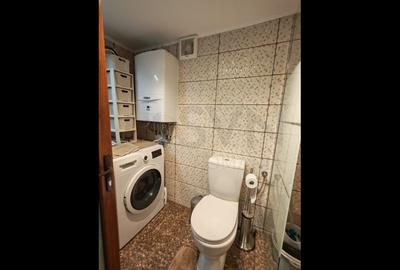 Casă cu 4 camere cu Teren 287 Mp în Băneasa