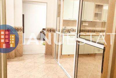 Apartament cu 3 camere semidecomandat, mobilat în Mihai Bravu