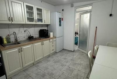 Casă cu 3 camere cu Canalizare în Totoi - 2