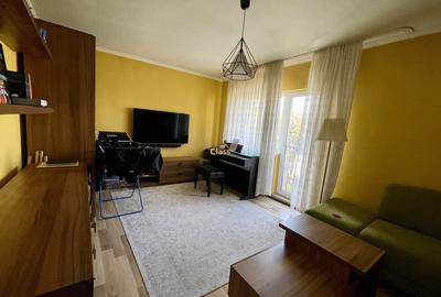 Apartament cu 3 camere decomandat, mobilat în Mărăști