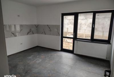 Casă cu 5 camere cu Teren 550 Mp în Braniștea - 20