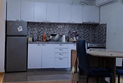 Garsonieră decomandată în Brâncoveanu