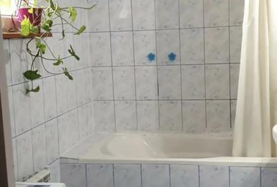 Casă cu 6 camere în Beclean - 1