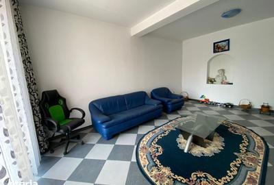 Casă cu 5 camere decomandat cu Teren 260 Mp în Crângași