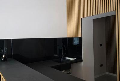 Spațiu comercial, de 22 mp, în Central - 4