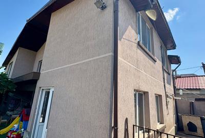 Casă cu 4 camere cu Teren 260 Mp în Brătianu