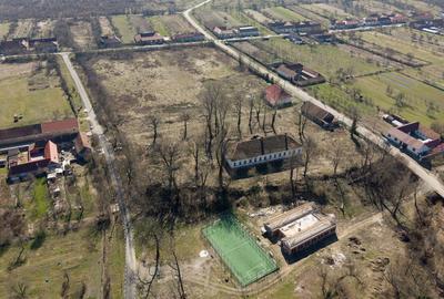 Casă individuală cu 8 camere cu Canalizare în Maciova - 20