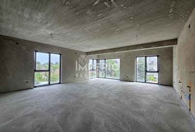 Apartament cu 4 camere semidecomandat în Andrei Mureșanu - 1