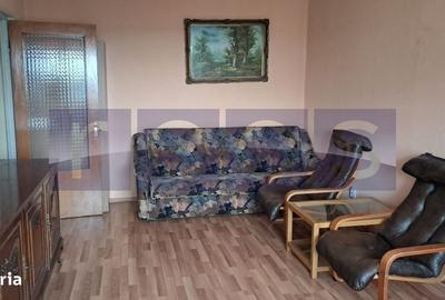 Apartament cu 3 camere decomandat în Tineretului