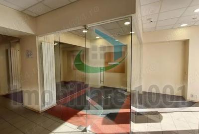 Spațiu comercial, de 158 mp, în Central - 3