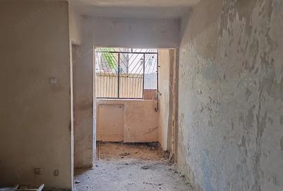 Garsonieră decomandată în Central - 1