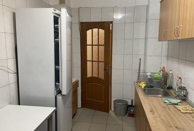 Apartament cu 3 camere decomandat, mobilat în Vitan - 7