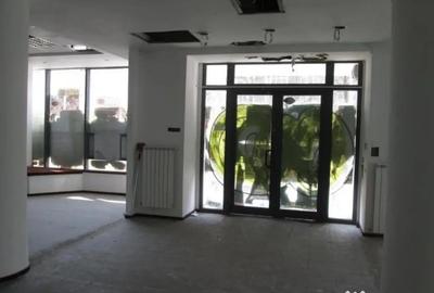 Spațiu comercial, de 800 mp, în Unirii - 4