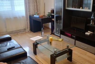 Apartament cu 2 camere decomandat în Bălești - 3