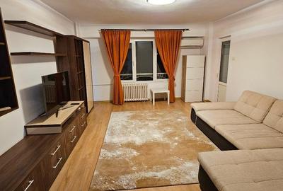 Apartament cu 3 camere decomandat în Lujerului