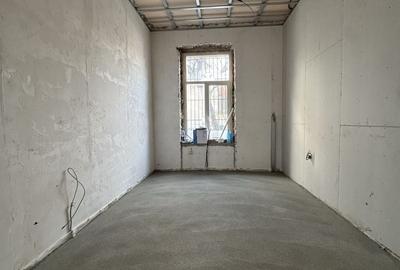 Apartament cu 4 camere semidecomandat în Est - 2