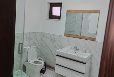 Casă cu 4 camere în Aghireșu