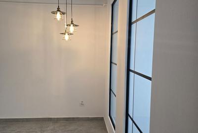 Spațiu comercial, de 85 mp, în Central - 1