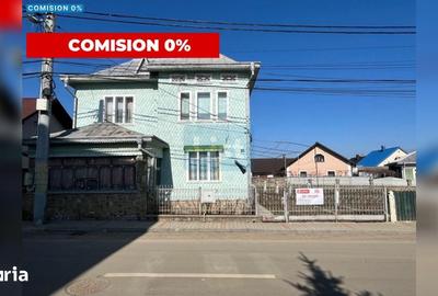 Casă cu 5 camere cu Teren 300 Mp în Central