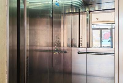 Apartament cu 3 camere decomandat, mobilat în Decebal - 40