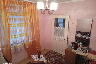 Casă cu 4 camere în Marila