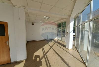 Spațiu comercial, de 160 mp, în 1 Mai - 2