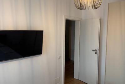 Apartament cu 3 camere decomandat în Central - 3