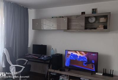 Apartament cu 3 camere în Giulești