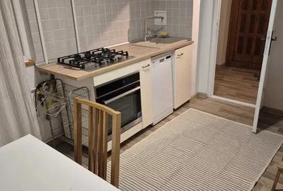 Apartament cu 2 camere semidecomandat în Iancului