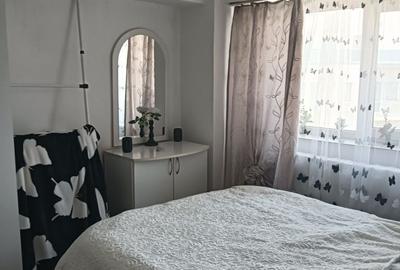 Apartament cu 3 camere semidecomandat în Central - 4