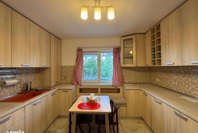 Casă cu 4 camere în Crevedia
