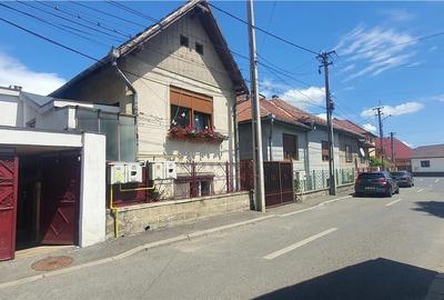 Casă cu 4 camere cu Canalizare în Lupeni - 4