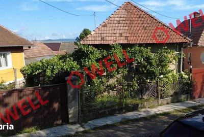 Casă cu 3 camere cu Teren 480 Mp în Căpeni