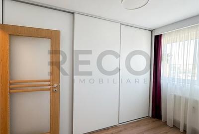 Apartament cu 3 camere decomandat în Decebal