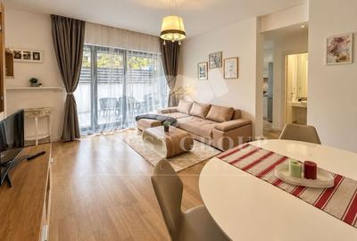 Apartament cu 3 camere semidecomandat în Herăstrău