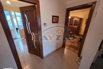 Apartament cu 3 camere decomandat în Traian - 4