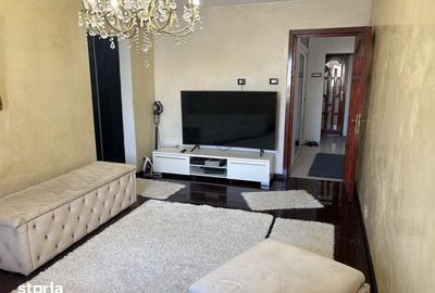 Apartament cu 4 camere în Rahova