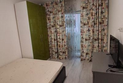 Apartament cu 2 camere semidecomandat în Exterior Vest
