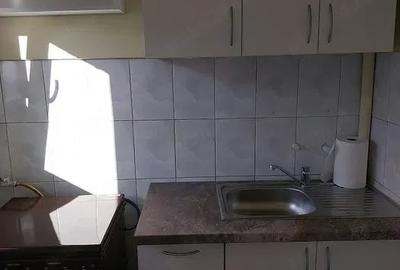 Garsonieră decomandată în Micălaca