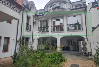 Apartament cu 4 camere decomandat în Central - 3