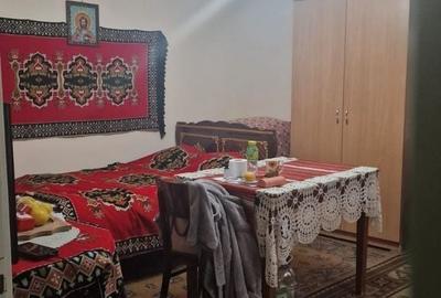 Casă cu 3 camere în Central