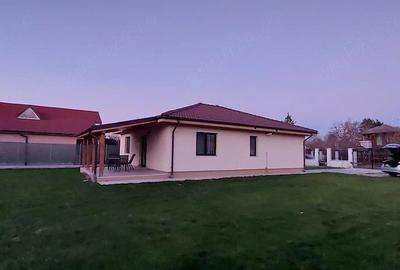 Casă cu Teren 500 Mp în Bercu Roșu - 4