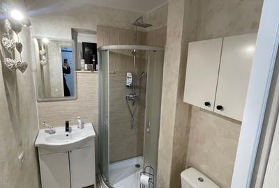 Apartament cu 2 camere decomandat în Ostra - 8