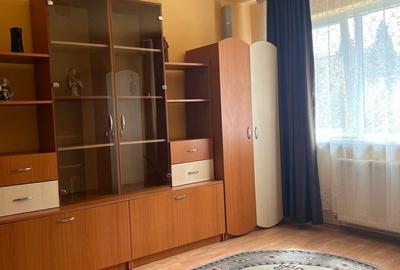 Garsonieră decomandată în Astra