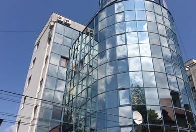 Birou, de 2,530 mp, în P-ța Victoriei - 6