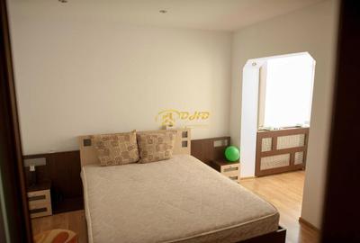 Apartament cu 3 camere decomandat în Canta - 1