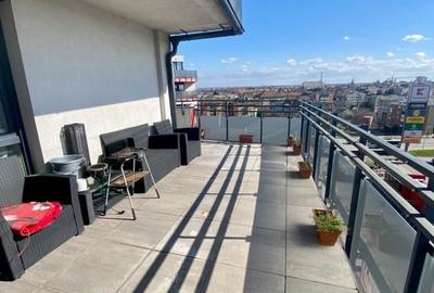Apartament cu 3 camere semidecomandat în Central