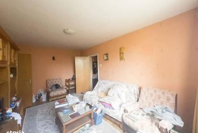 Apartament cu 2 camere semidecomandat în Dristor
