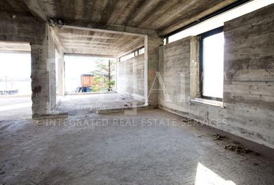 Casă individuală cu 7 camere cu Canalizare în Lacul Tei - 24